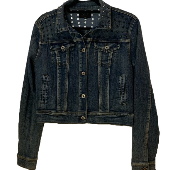 Blue Denim Jacket With Spikes on Shoulders - Picture 1 of 9
